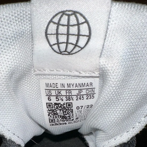 Youth Adidas Vulcraid3r Skateboarding Shoes size 6 - Picture 5 of 8